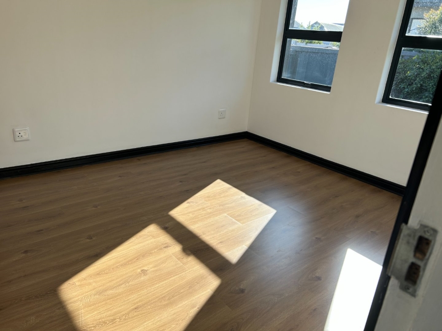 2 Bedroom Property for Sale in Blue Mountain Village Western Cape